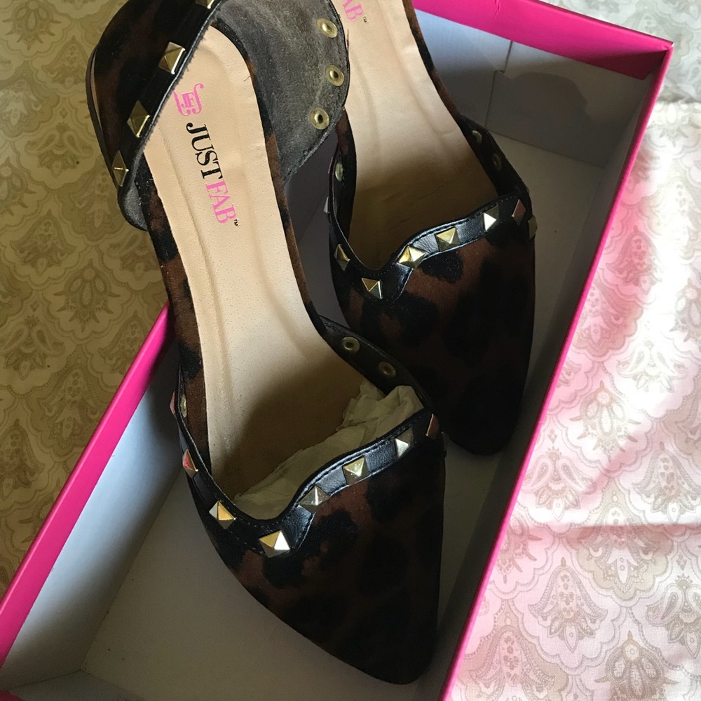 Just Fab Cheetah print flats